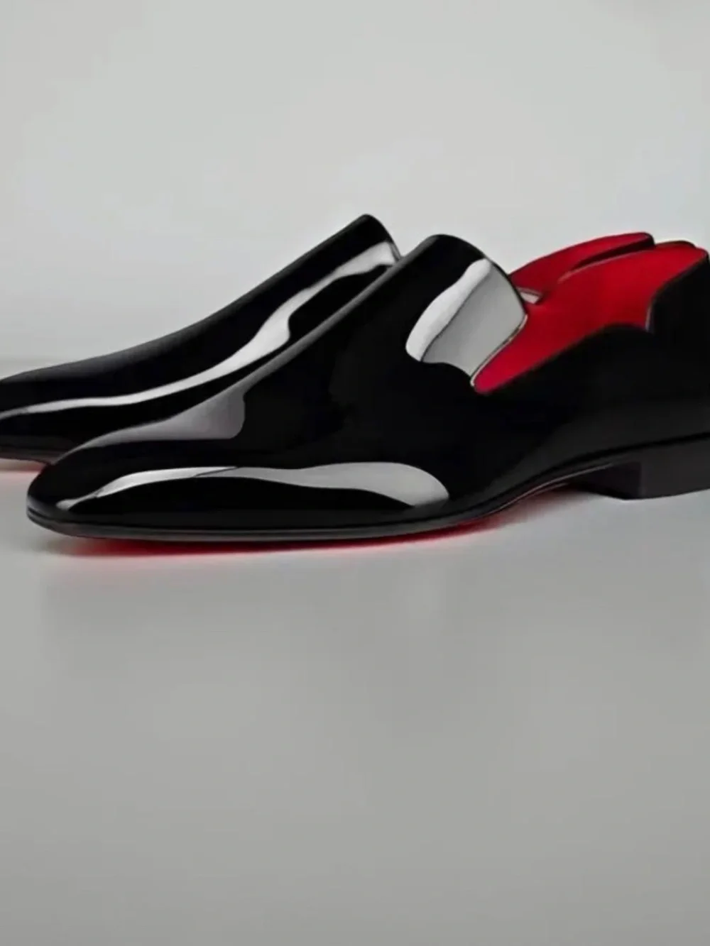 Dandy Chick Louboutin (Brand New) 42.5